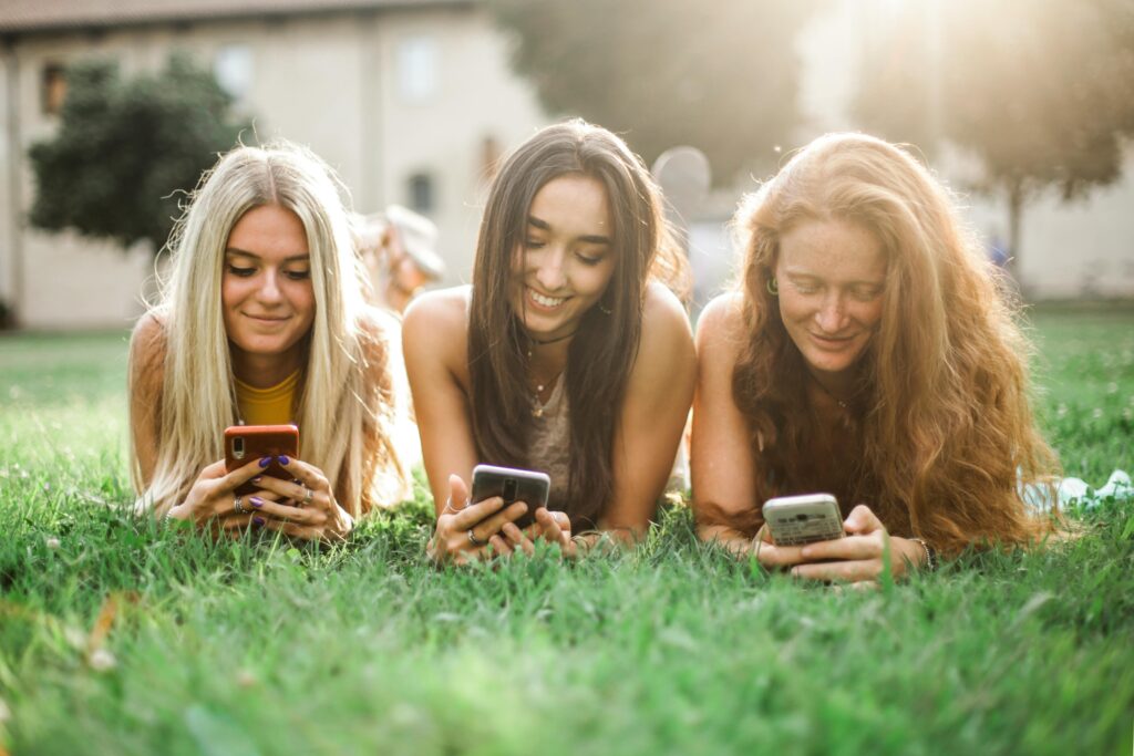social media posting frequency