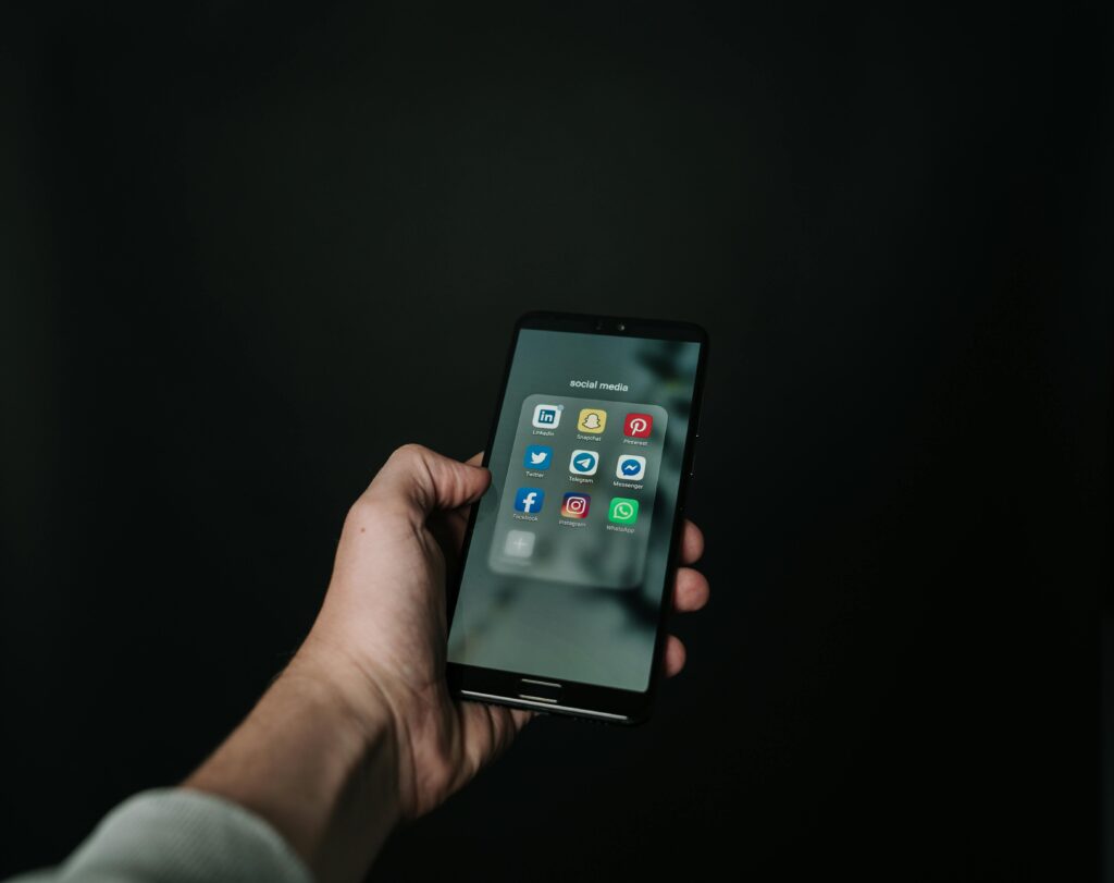 social media posting frequency