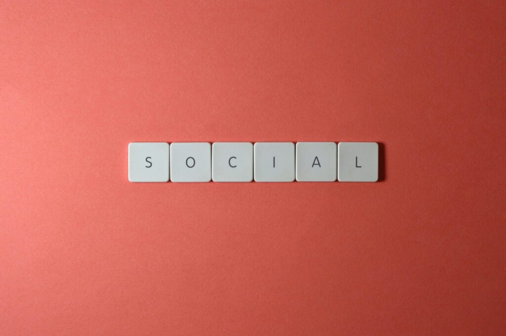 social media posting frequency